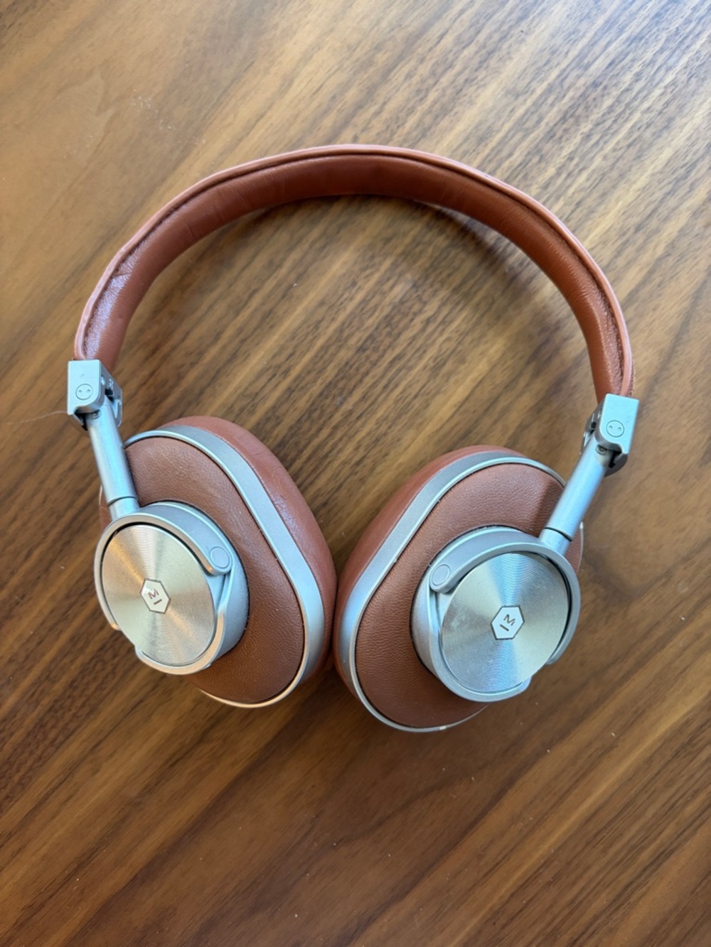 Master & Dynamic MH40 Wireless Over-Ear Headphones